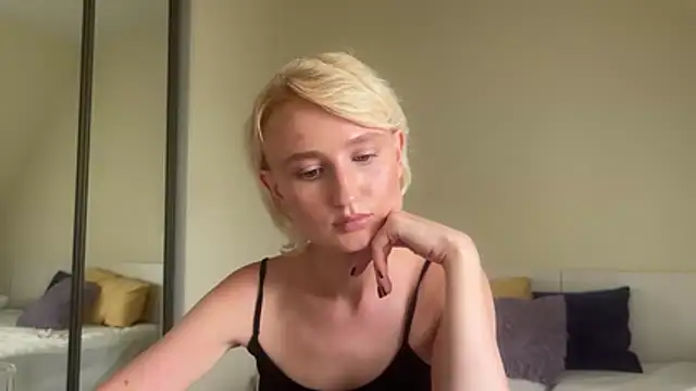Evylenn online show from July 2026 03:56:01 PM