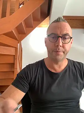 Marronglace1 online show from October 2025 09:00:01 AM