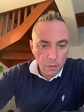 Marronglace1 online show from November 2025 03:28:01 PM