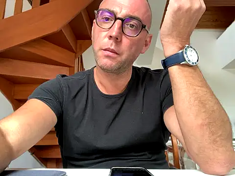 Marronglace1 online show from October 2025 12:17:02 PM