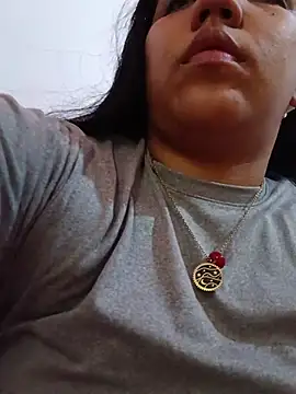 girlpee online show from March 2026 11:01:01 AM