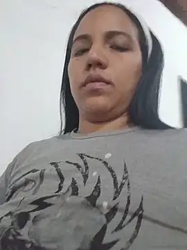 girlpee online show from February 2026 12:18:02 PM