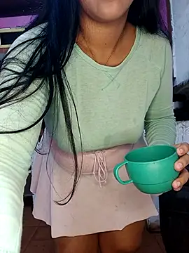 girlpee online show from December 2025 06:53:01 PM