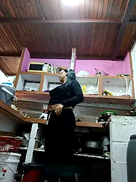 girlpee online show from November 2025 02:49:02 AM