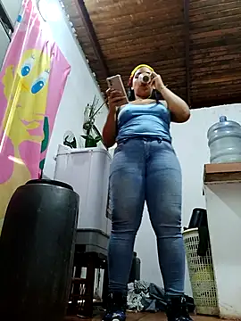 girlpee online show from November 2025 01:39:02 PM