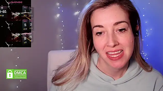 SuggestiveBehavior online show from December 2025 05:22:02 PM