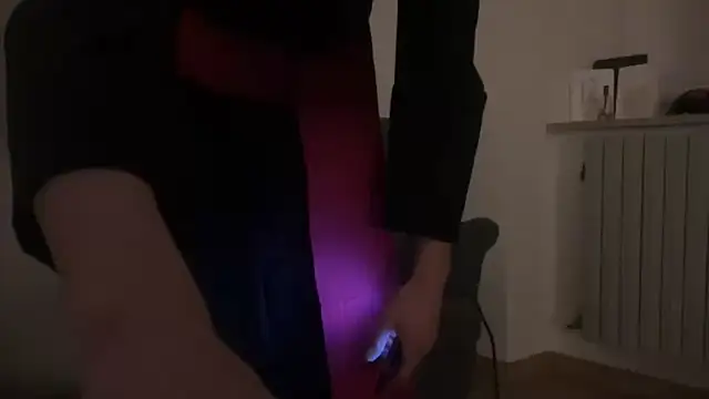 Malcom2f online show from April 2026 03:41:01 AM