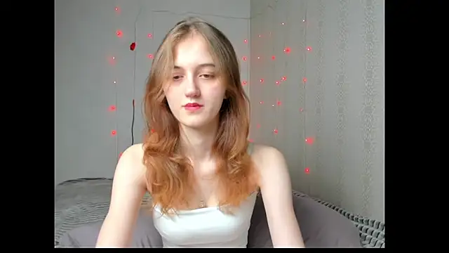 Snapshot of dreamy_pollyyy chatting on May 2026 08:19:01 PM dreamy pollyyy online show from May 2026 08:19:01 PM