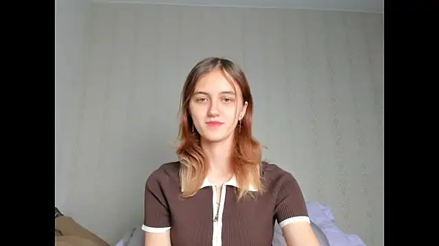 Snapshot of dreamy_pollyyy chatting on October 2025 07:27:01 PM dreamy pollyyy online show from October 2025 07:27:01 PM