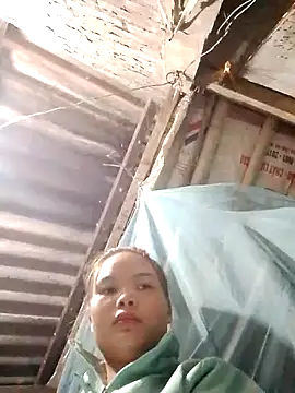 Huyen x online show from December 2025 01:17:01 AM