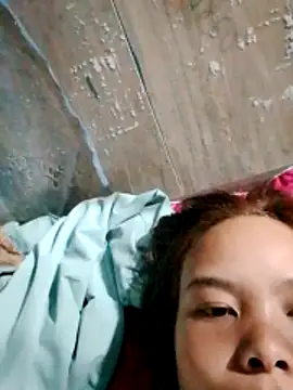 Huyen x online show from December 2025 01:06:01 PM