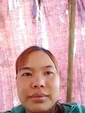 Huyen x online show from March 2026 05:51:02 AM