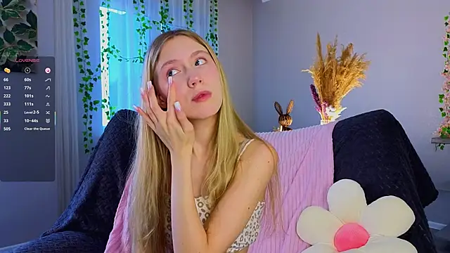 Succubelle online show from December 2025 07:12:01 AM