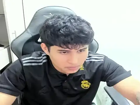 jhony dickm online show from October 2025 01:18:02 AM