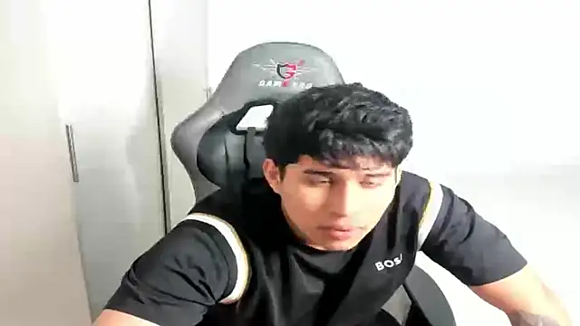 jhony dickm online show from October 2025 08:13:02 PM