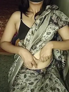 Snapshot of Tanya-mittal chatting on September 2025 05:47:01 AM Tanya-mittal online show from September 2025 05:47:01 AM