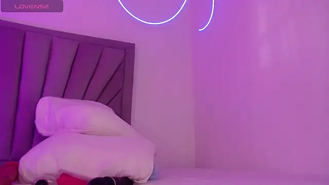 Fiorela 1 online show from April 2026 11:49:01 AM