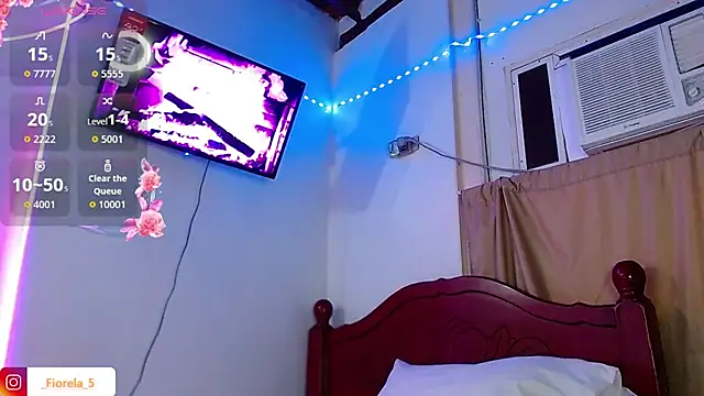 Fiorela 1 online show from December 2025 07:05:02 PM