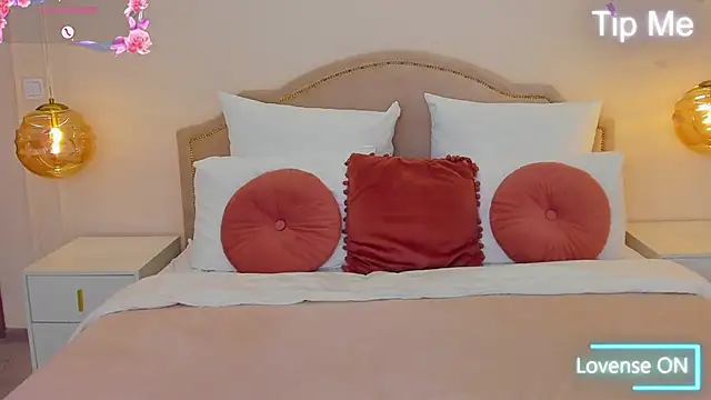 LexiePat online show from April 2026 12:18:02 PM