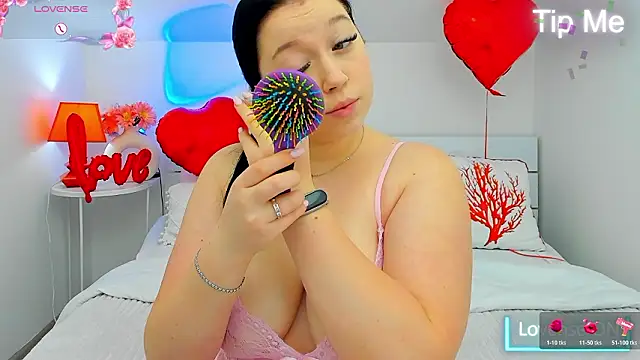 Snapshot of LexiePat chatting on February 2026 06:25:01 AM LexiePat online show from February 2026 06:25:01 AM