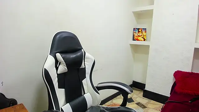 susan mooree online show from March 2026 08:16:02 PM