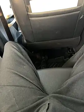 your-hugehard-ashi online show from October 2025 11:12:01 AM