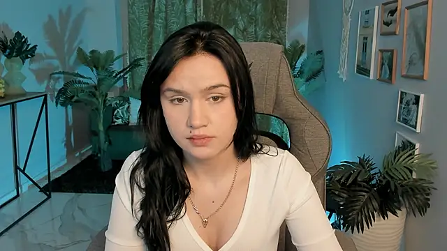 MonicaFarmer online show from February 2026 02:22:01 AM