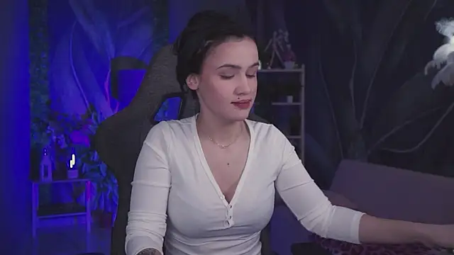 MonicaFarmer online show from March 2026 02:37:01 AM