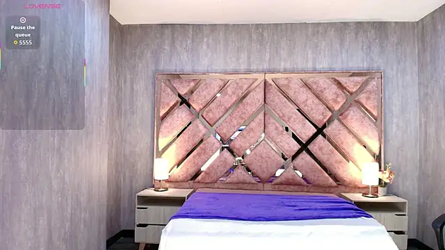 ANABELL BROWN online show from November 2025 08:02:01 PM