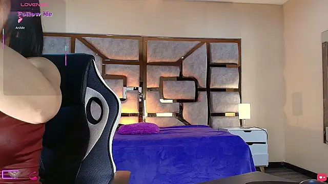 ANABELL BROWN online show from February 2026 07:44:01 PM