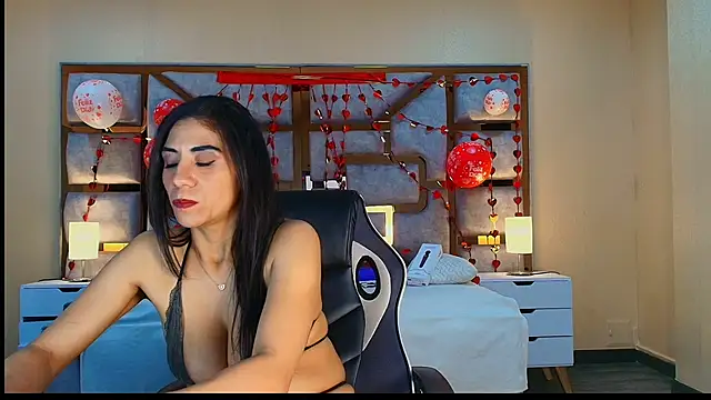 ANABELL BROWN online show from February 2026 07:27:01 PM