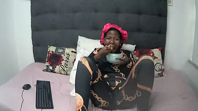 pinkyxbarbie2 online show from October 2025 03:57:02 PM