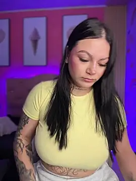 Snapshot of Megaan__More chatting on July 2026 03:24:02 AM Megaan More online show from July 2026 03:24:02 AM