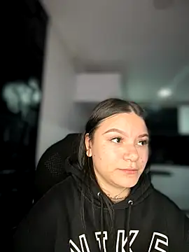 Megaan  More online show from October 2025 04:22:02 AM