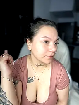 Megaan  More online show from October 2025 01:28:02 AM