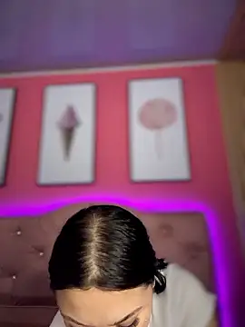 Megaan  More online show from January 2026 02:07:01 AM