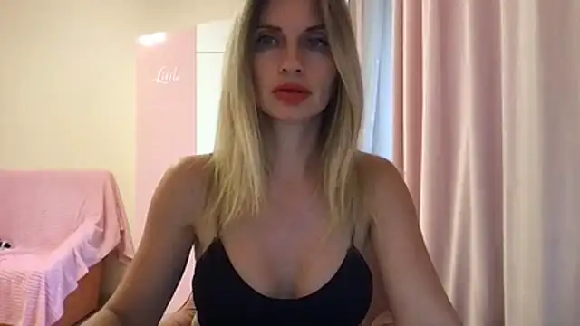 KarelliaStar online show from June 2026 05:41:01 PM