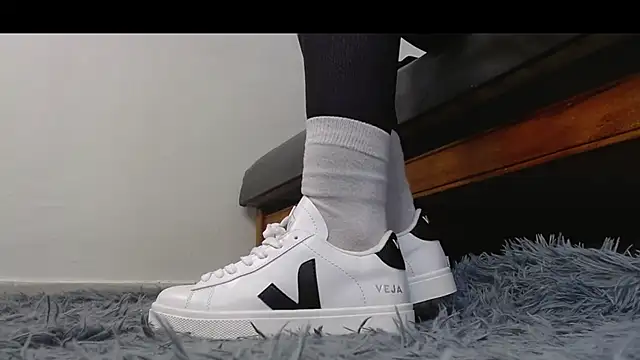 Deysha Garcias online show from December 2025 02:16:02 PM