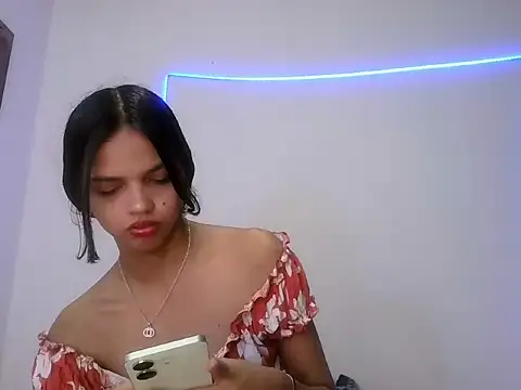 lucy babyy online show from November 2025 08:12:01 PM