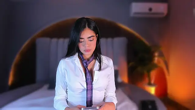 Isabellax21 online show from February 2026 04:07:01 AM