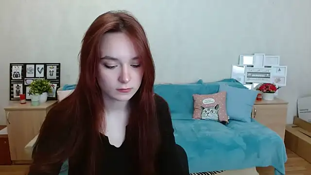 aFoxie online show from October 2025 07:55:01 PM