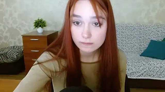 aFoxie online show from September 2025 07:57:02 PM