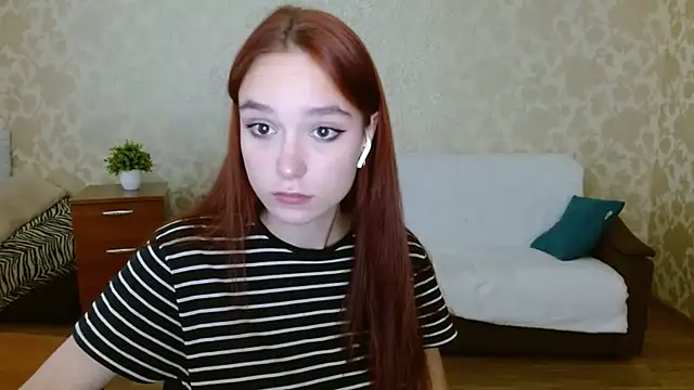 aFoxie online show from September 2025 11:05:02 PM