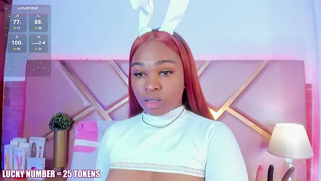 SophieSinclair online show from February 2026 12:48:02 PM