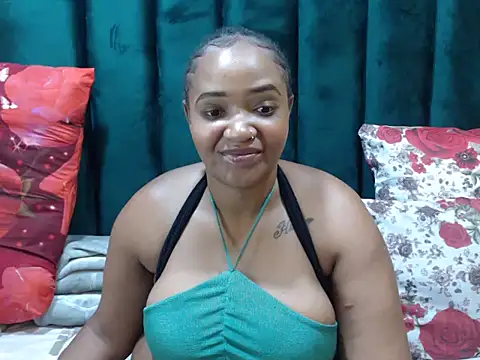 Snapshot of CandyBoobsxxxx chatting on September 2025 06:23:01 PM CandyBoobsxxxx online show from September 2025 06:23:01 PM