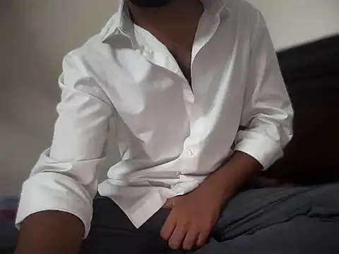 bossyjuicy online show from April 2026 06:55:02 PM