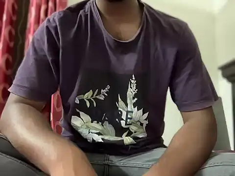 bossyjuicy online show from November 2025 07:18:02 PM