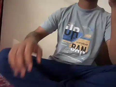 bossyjuicy online show from December 2025 06:34:02 PM