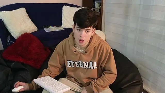 tightncuteass online show from February 2026 12:54:01 AM