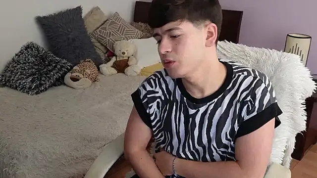 tightncuteass online show from September 2025 02:07:02 PM